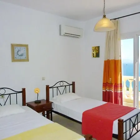 Kleismata Sleeps 6 * Klísmata