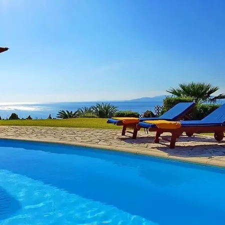 Kleismata Sleeps 6 Klísmata